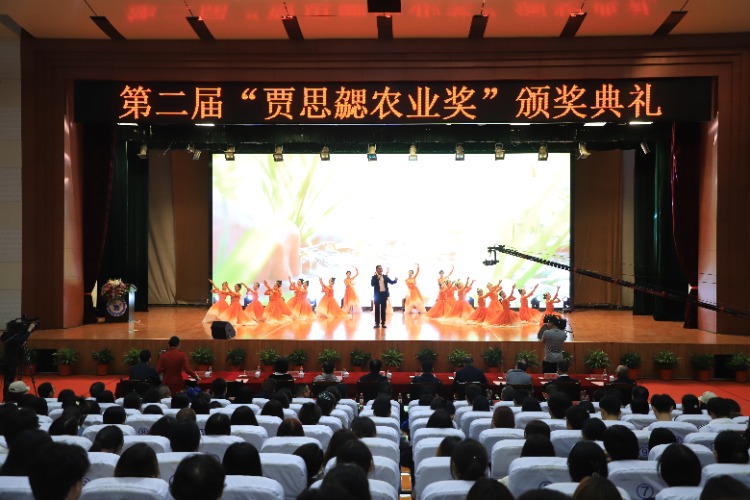 1724898569112558.jpeg 1713839324287_0.984730328867014.jpeg